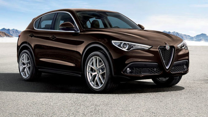 Ein brauner Alfa Romeo Stelvio (05/2017) steht in einem Salzsee-Becken.