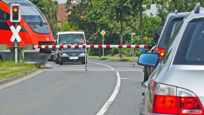 auto bahn vorrang verkehrssystem straße verkehr