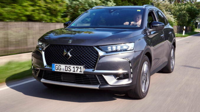 Otto Koch nutzt seinen silbergrauen DS 7 Crossback für sämtliche Cateringfahrten in und um München.