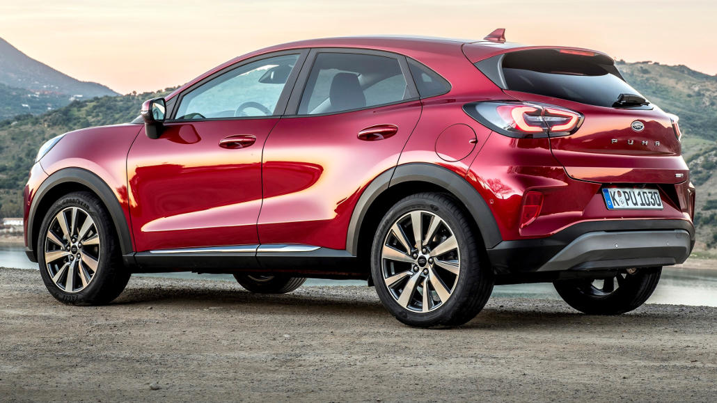 is the ford puma bigger than the ford focus