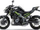 Studioaufnahme einer schwarzen Kawasaki Z900