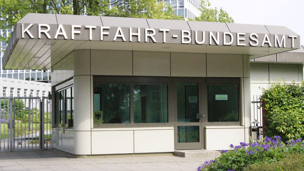 Auskunftspavillon des Kraftfahrt-Bundesamts (KBA) an der Fördestraße 16 in Flensburg.