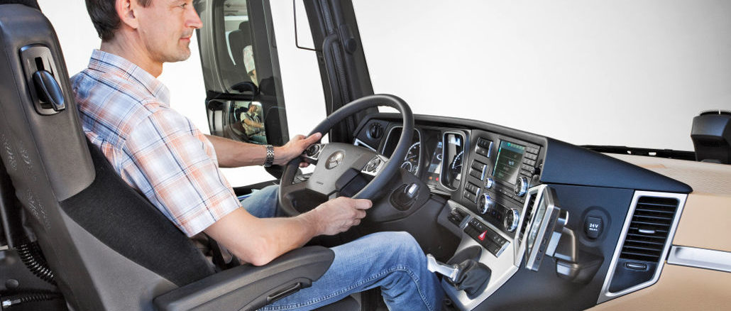 Mercedes-Benz Actros, Fahrerhaus, Interieur, Veröffentlichungsdatum: 29.06.2011