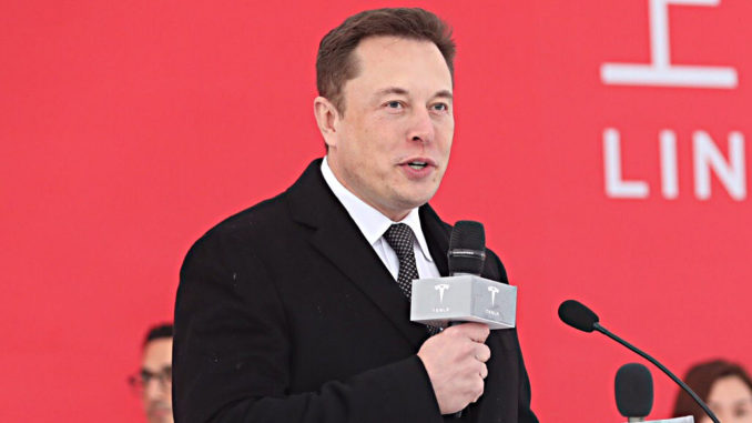 Elon Musk beim ersten Spatenstich der Gigafactory in Shanghai im Januar 2019.