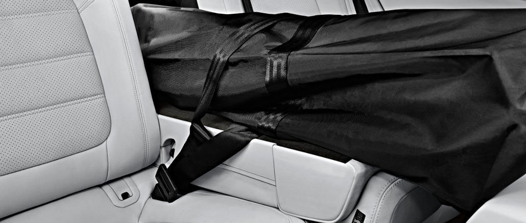 Skisack in einem Porsche-Modell-