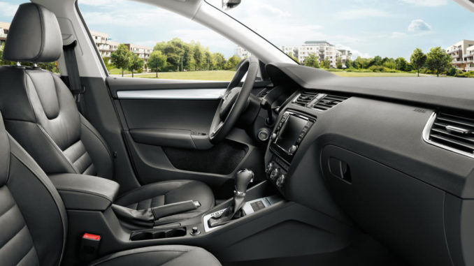 ŠKODA Octavia MJ2015 Limousine Interieur